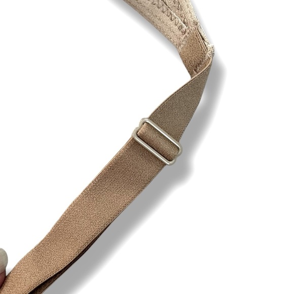 SOMA Bra Stunning Support Balconette Seamless Cups Underwires Like New Beige 38D - Picture 9 of 11